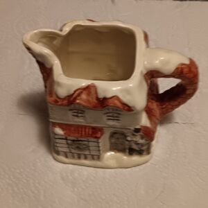 VINTAGE FITZ AND FLOYD CREAMER ONLY